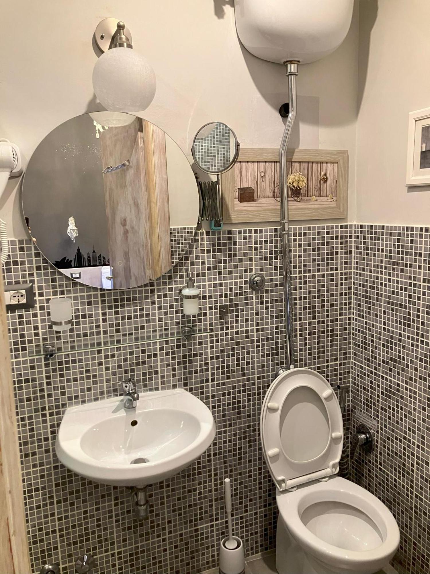Guest house Domus Ferruccio 2*